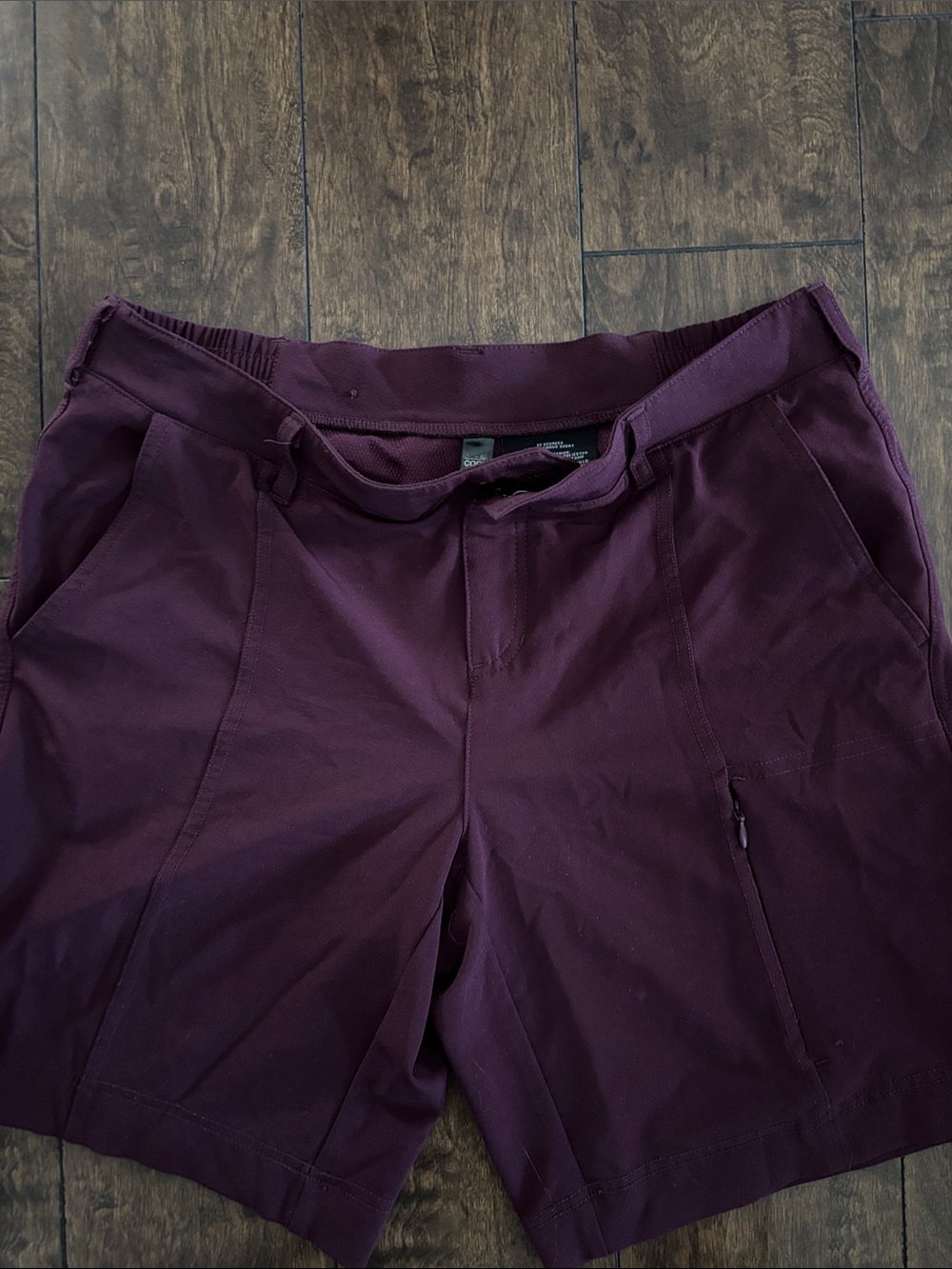 32 Degrees Women's Plum Active Cargo Shorts